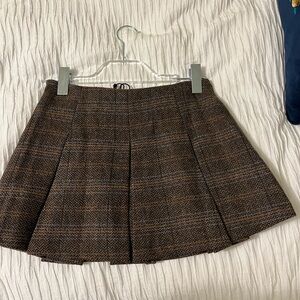 ASTR The Label Siarah Skirt